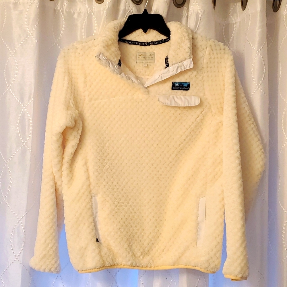 NWOT Simply Southern Pullover small